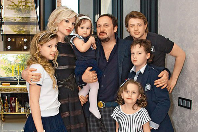 Стас Михайлов с женой и детьми фото смотреть